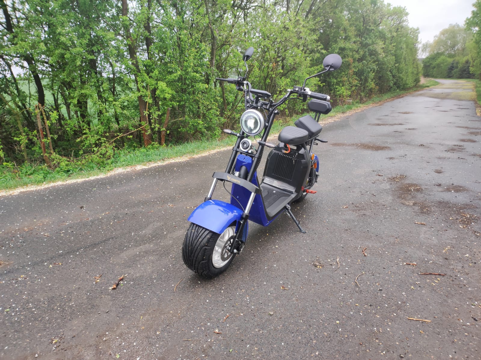 Elektrokoloběžka C2 2000W Modrá – detail 1