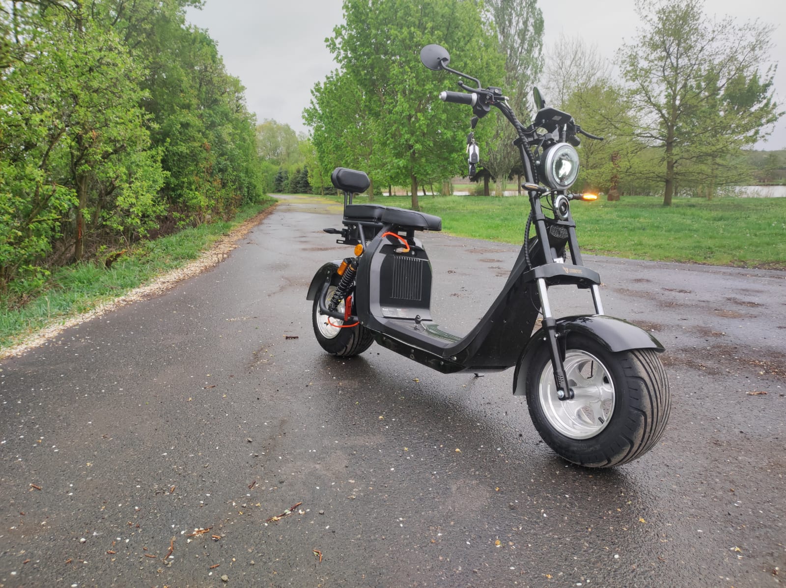 Elektrokoloběžka C2 2000W Černá – detail 4